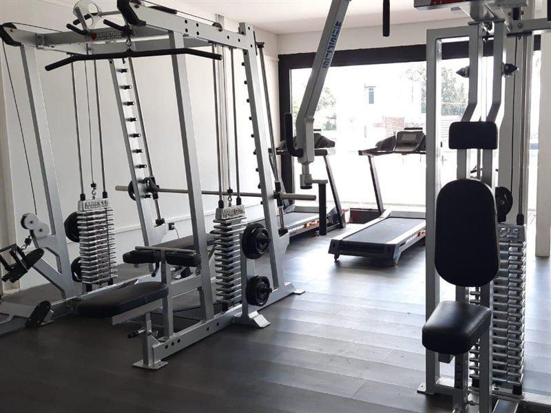 Rayz UMM Hotel Malang Kültér fotó